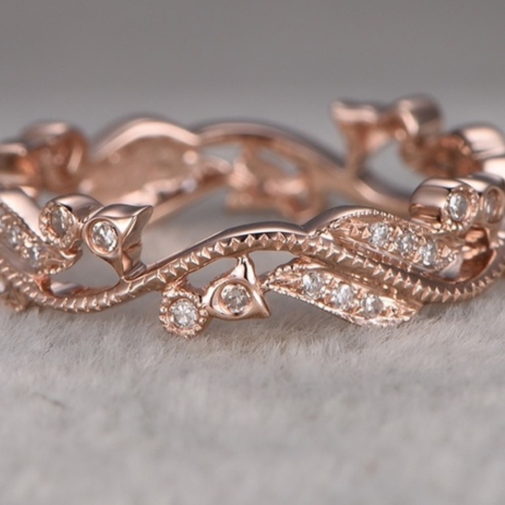 18K Vine Leaf Ring
